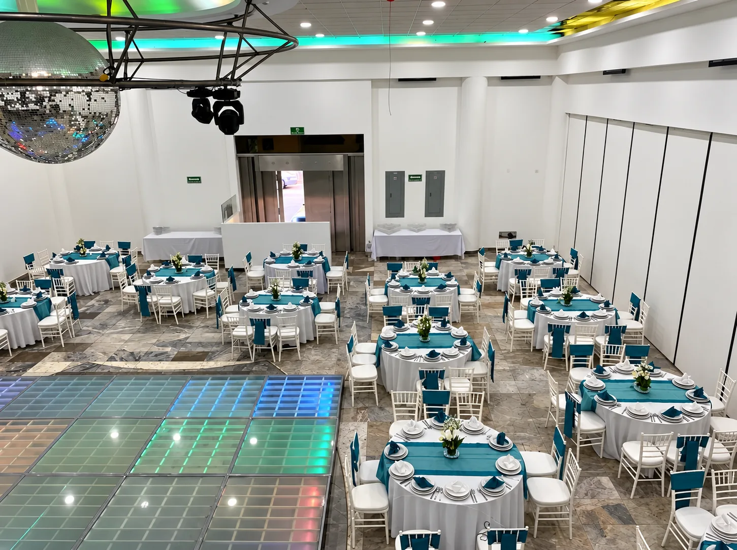 Salón Sevilla, salón de fiestas en Portales, CDMX
